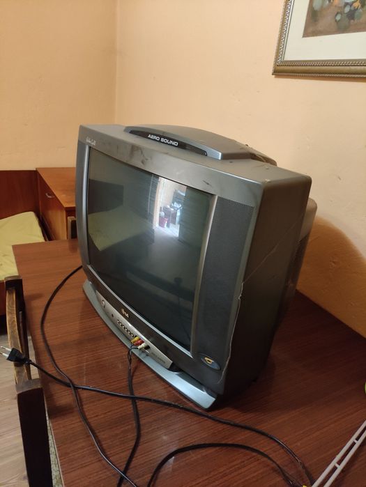 Телевизор LG с кинескоп