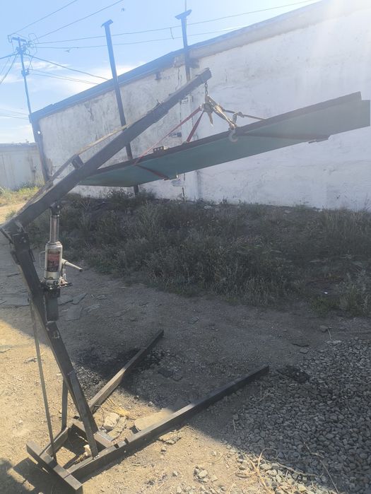 Подъемник домкрат