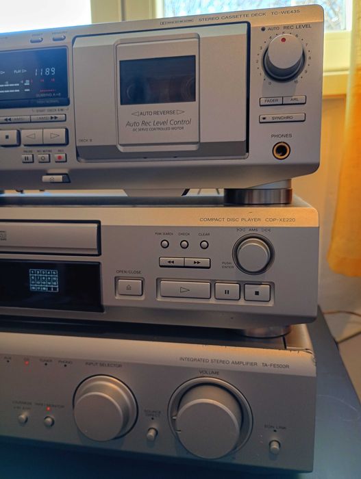 Sony дек, усилвател и cd.