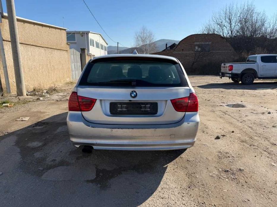 BMW 320 184 на части
