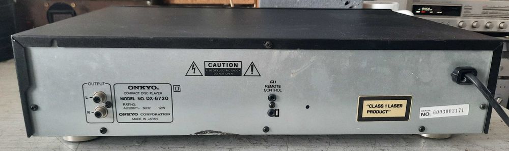 Голям модел! Cd плейър Onkyo dx-6720