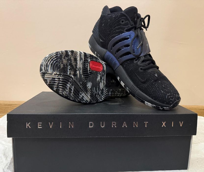 Маратонки   Nike