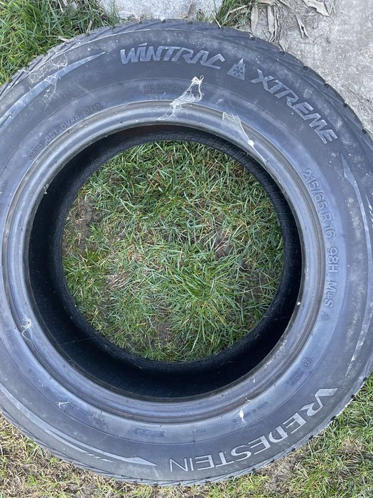 215/60/16 vredestein m+s