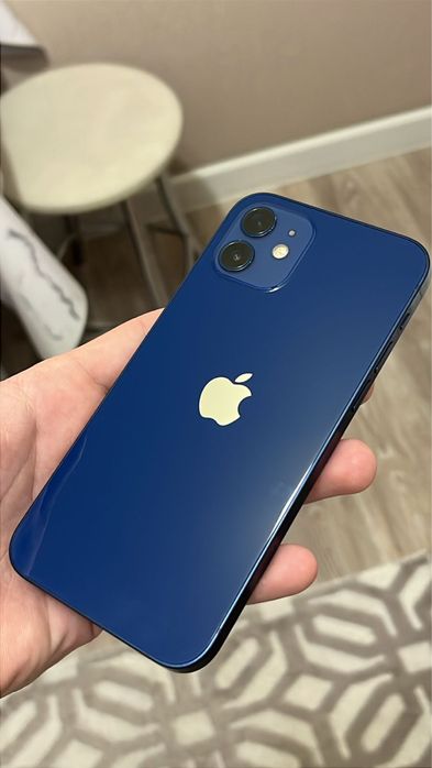 Айфон 12, 74 акамулятор