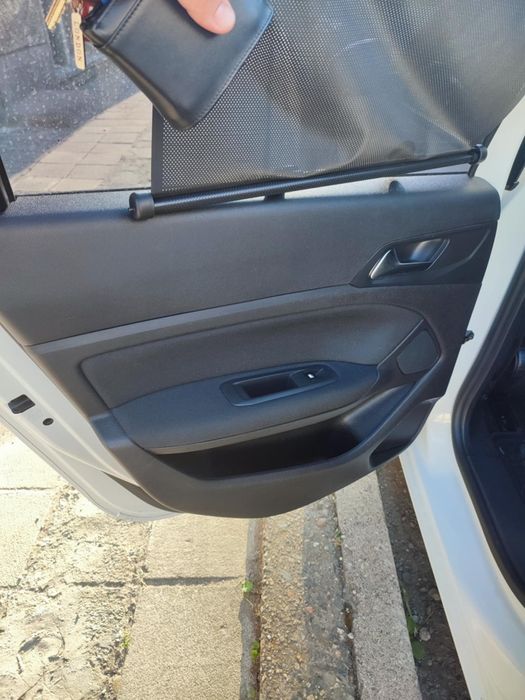 Кори за Peugeot 308T9 комби