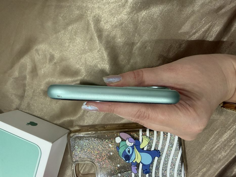 Продавам  Apple Iphone 11 256GB