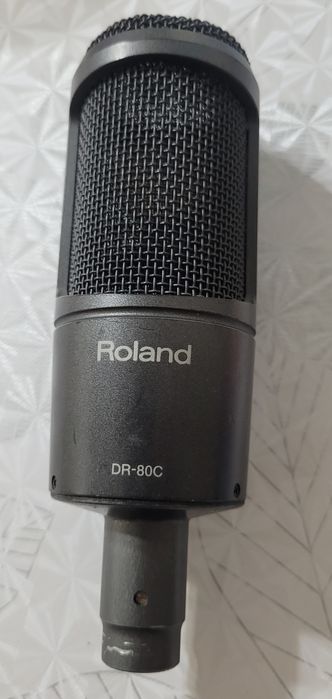 Студийный микрофон