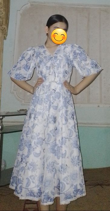 Vecherniy ko'ylak sotiladi