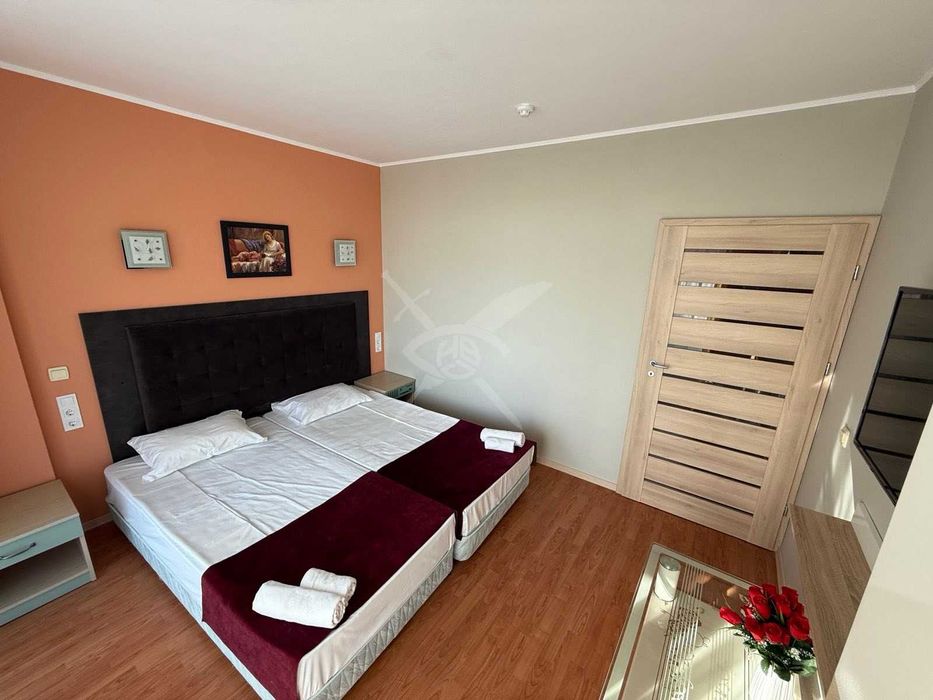 Продава се Тристаен апартамент в к.к. Слънчев бряг - 106 кв.м за 939 €/кв.м - Снимка #8