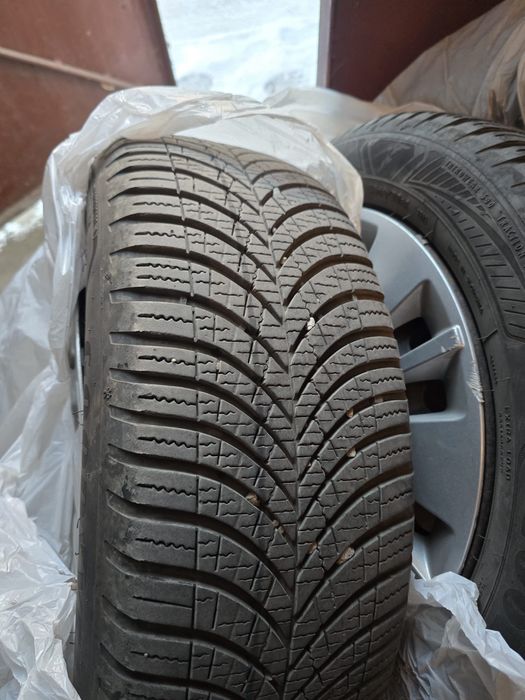 Jante + Cauciucuri Good Year iarna 205/55/16 Ford 5x108 Dot 27.2021