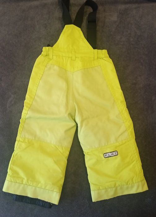 Ски гащеризон 20€ + ПОДАРЪК-ски панталон и зимно палто. От 18-24месеца
