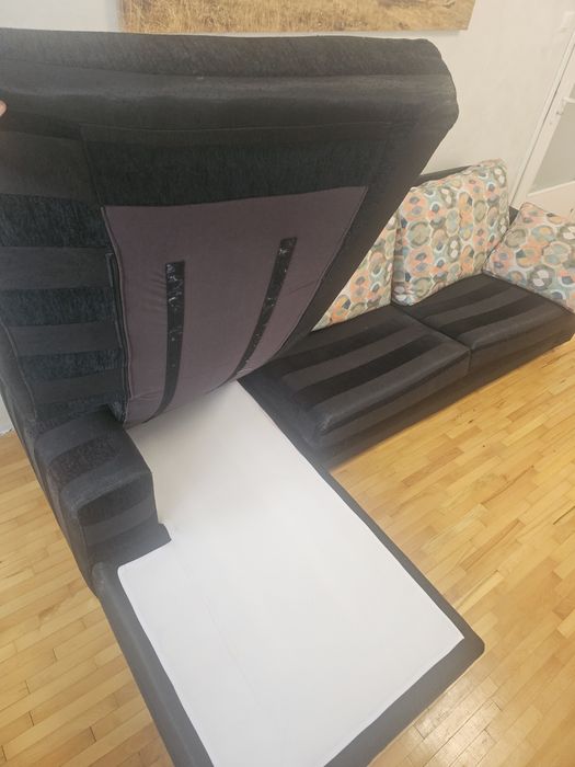 Диван ъглов черен