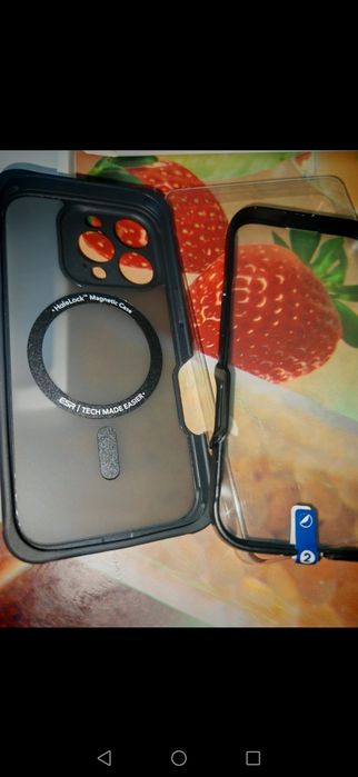 Vând husa silicon iPhone 16 pro