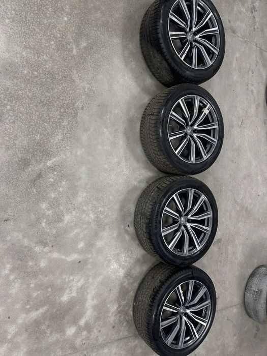 Оригинални джанти Audi Q8 21’