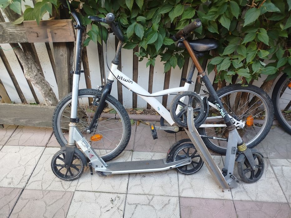 Vând bicicleta și teotinete