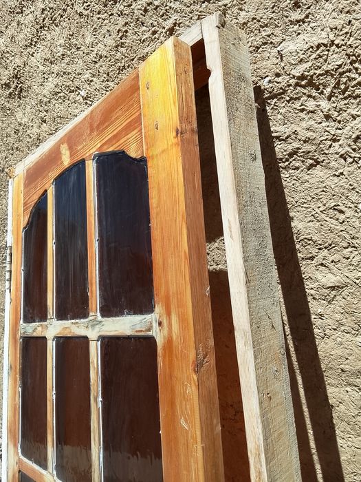 Yogʻoch ehik va deraza