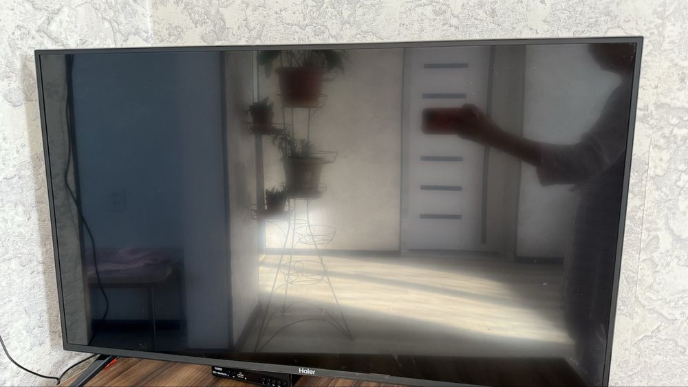Продается телевизор Haer