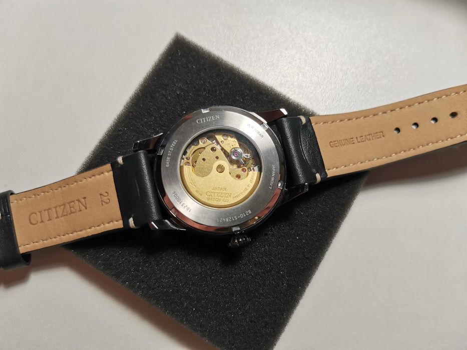 Продам наручные часы Citizen NJ0167-11A