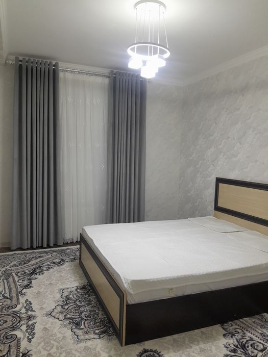 Срочно продается квартира в чирчик 2/1/7 крпч дом новосртойка можно бк