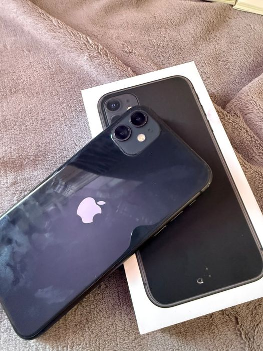 Продам IPhone 11
