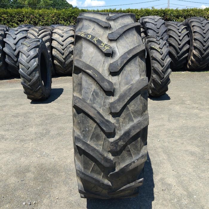 Cauciucuri 16.9R34 (420/85R34) Pirelli Anvelope Fendt New Holland
