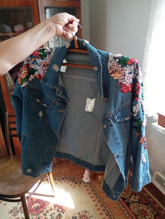 Продам джинсовку 48-50 размер