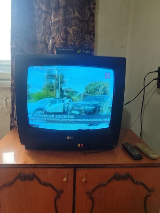 Продаётся телевизор