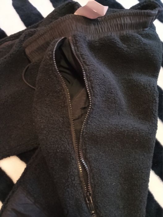 Ново оригинално долнище jordan