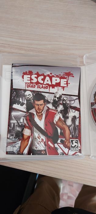 Продаю игру/диск на пс3 ESCAPE DEAD ISLAND