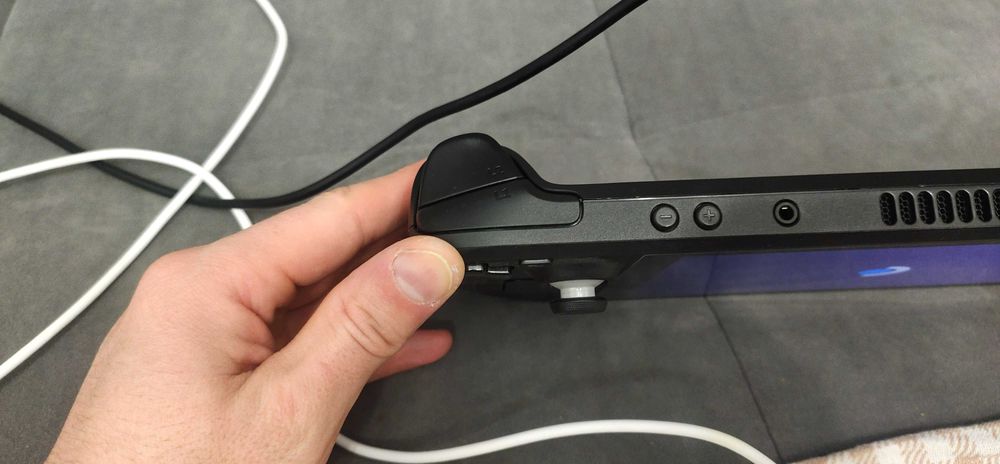 Игровая приставка Стим дек