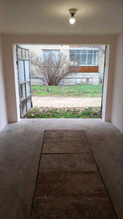 Гараж под наем гр. Разград под малката джамия