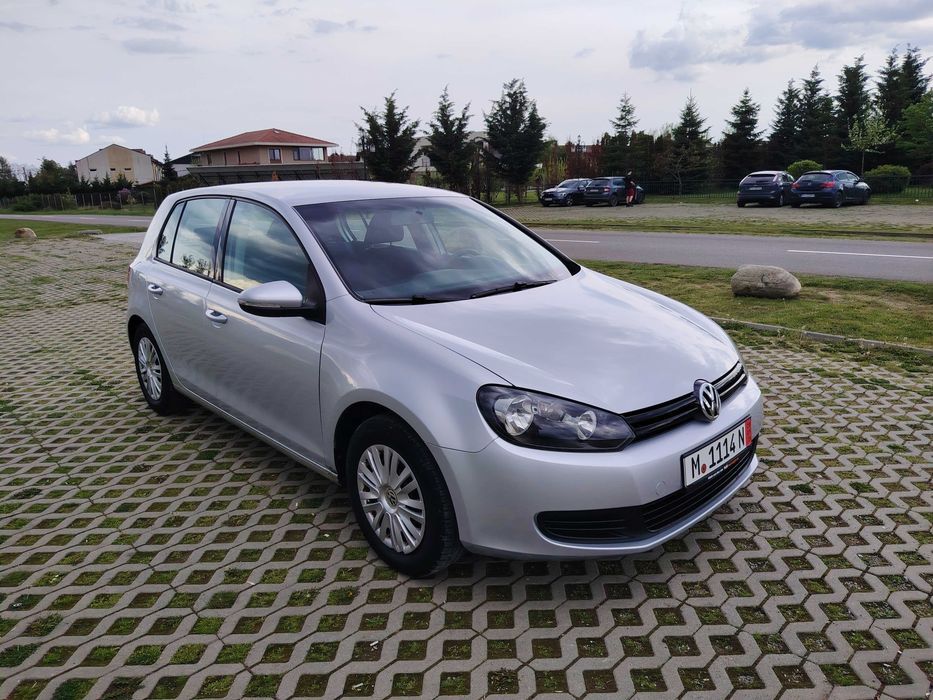 VOLKSWAGEN Golf 2009