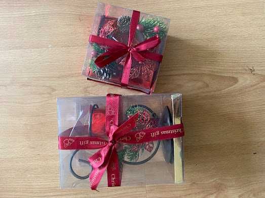 Коледна украса - свещник, венче