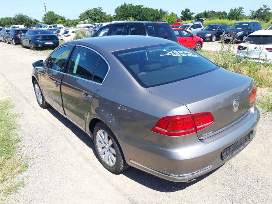 VOLKSWAGEN Passat 2011 — imagine 5