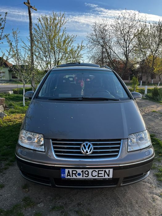 VOLKSWAGEN Sharan 2007