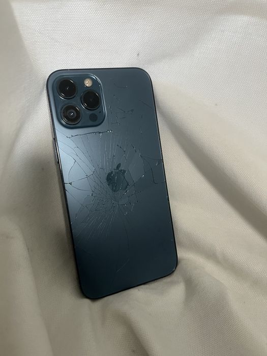 iPhone 12 pro max 128 небесный