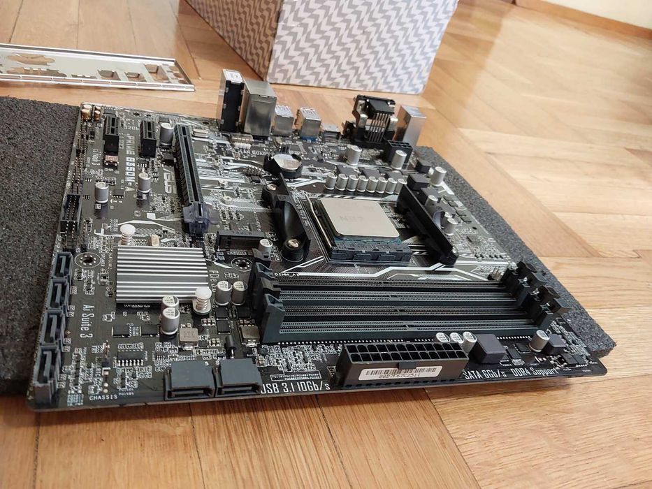 AMD Ryzen 7 3700X + Asus Prime B350M - A