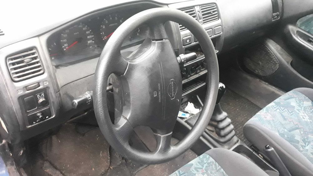 Nissan almera 16v