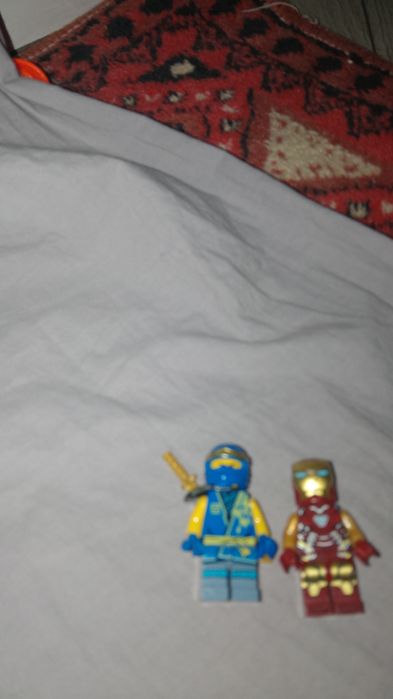 Две оригинальныйе миини LEGO Ninjago Джей LEGO Marvel Iron Man