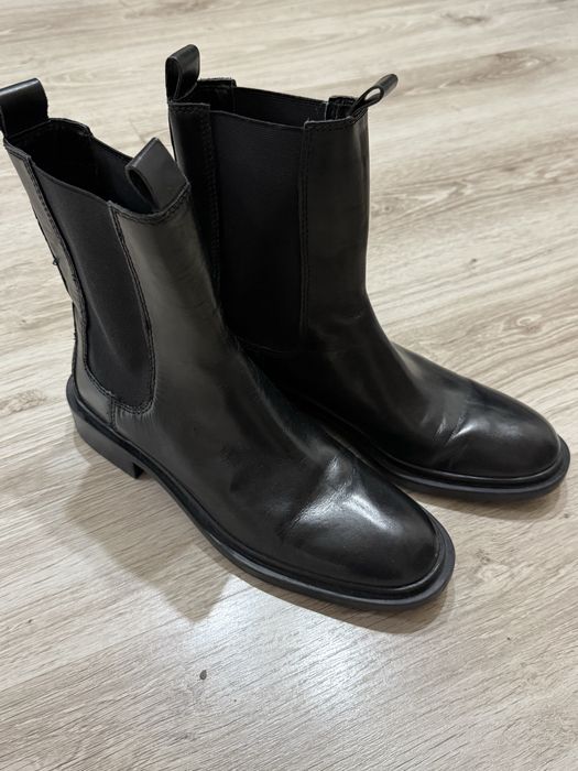 Продаю челси ZARA