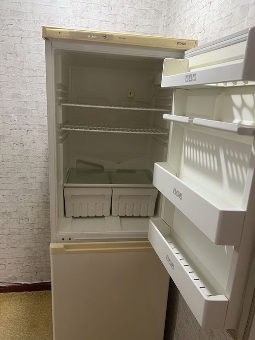 Холодильник рабочий STINOL