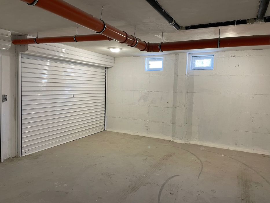 Дава се под наем Гараж / Паркомясто в Пловдив, Център - 35 кв.м за 147.9 € - Снимка #2