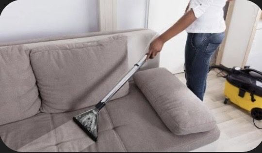 Curatatorie canapele