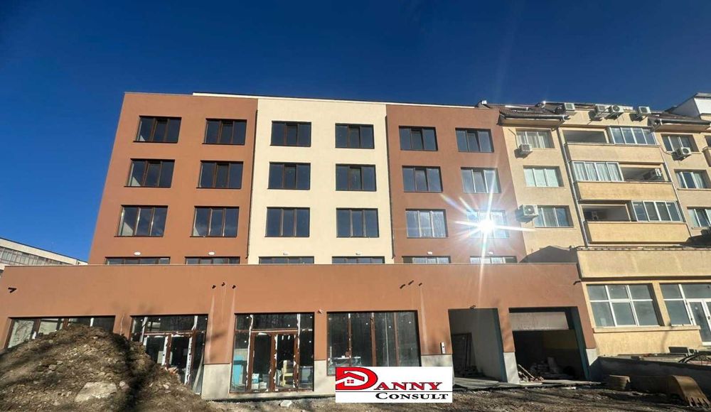 Продава се Четиристаен апартамент в Велико Търново, Акация - 135 кв.м за 1052 €/кв.м - Снимка #4