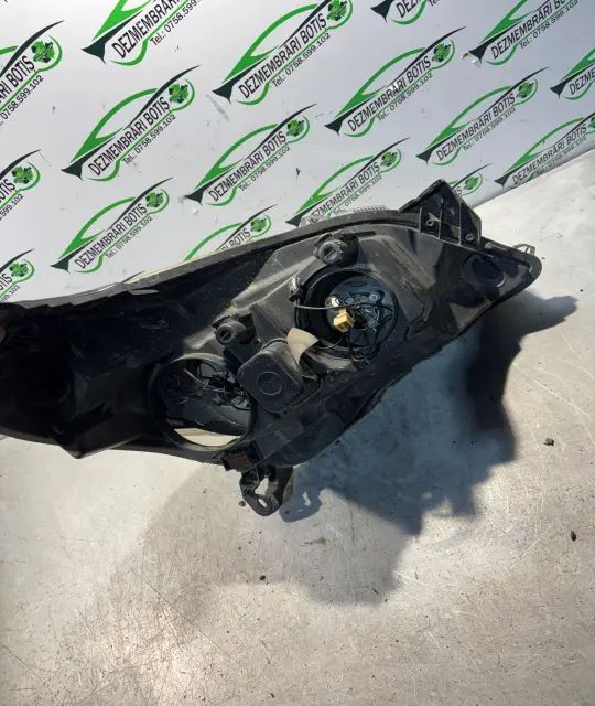 Far stanga Opel Astra 2007
