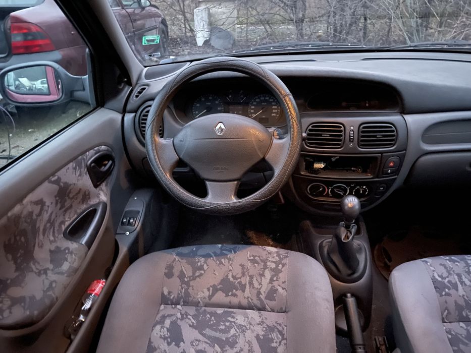 Renault Megane 1.6 90кс 2001г На Части