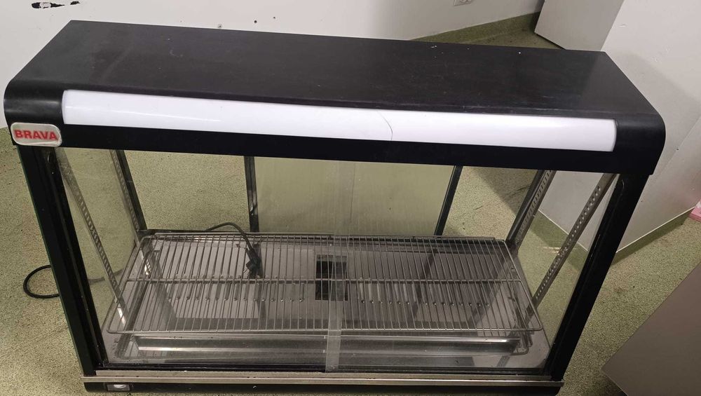 Vand vitrina pentru mancare calda