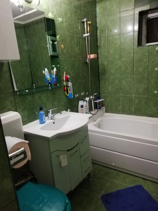 Apartament de închiriat 3 camere in Mangalia