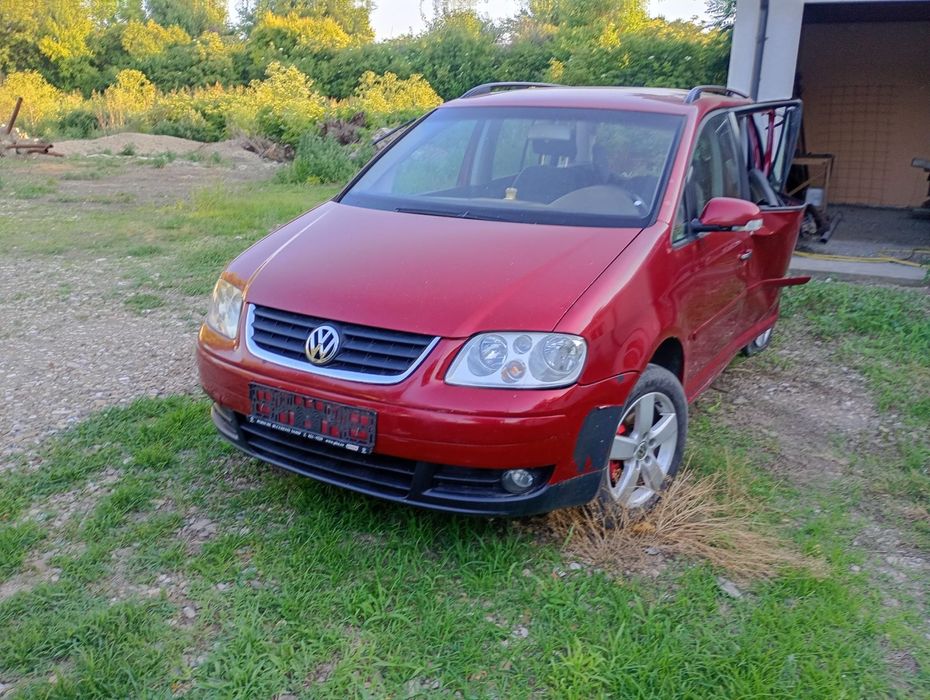 Dezmembrez Volkswagen VW Touran 1 [2003 - 2006] 1.9 tdi AVQ