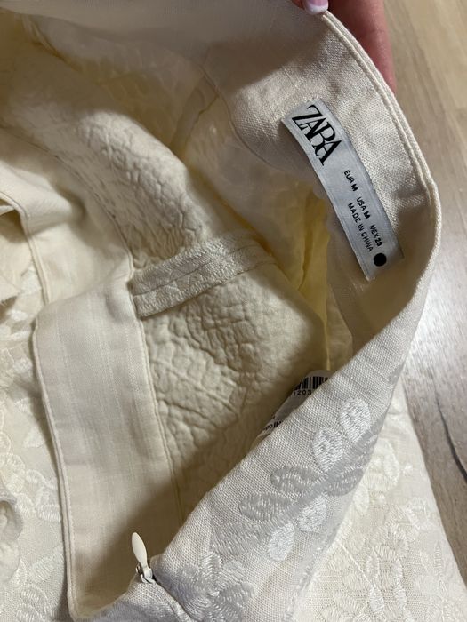 Къси панталони Zara